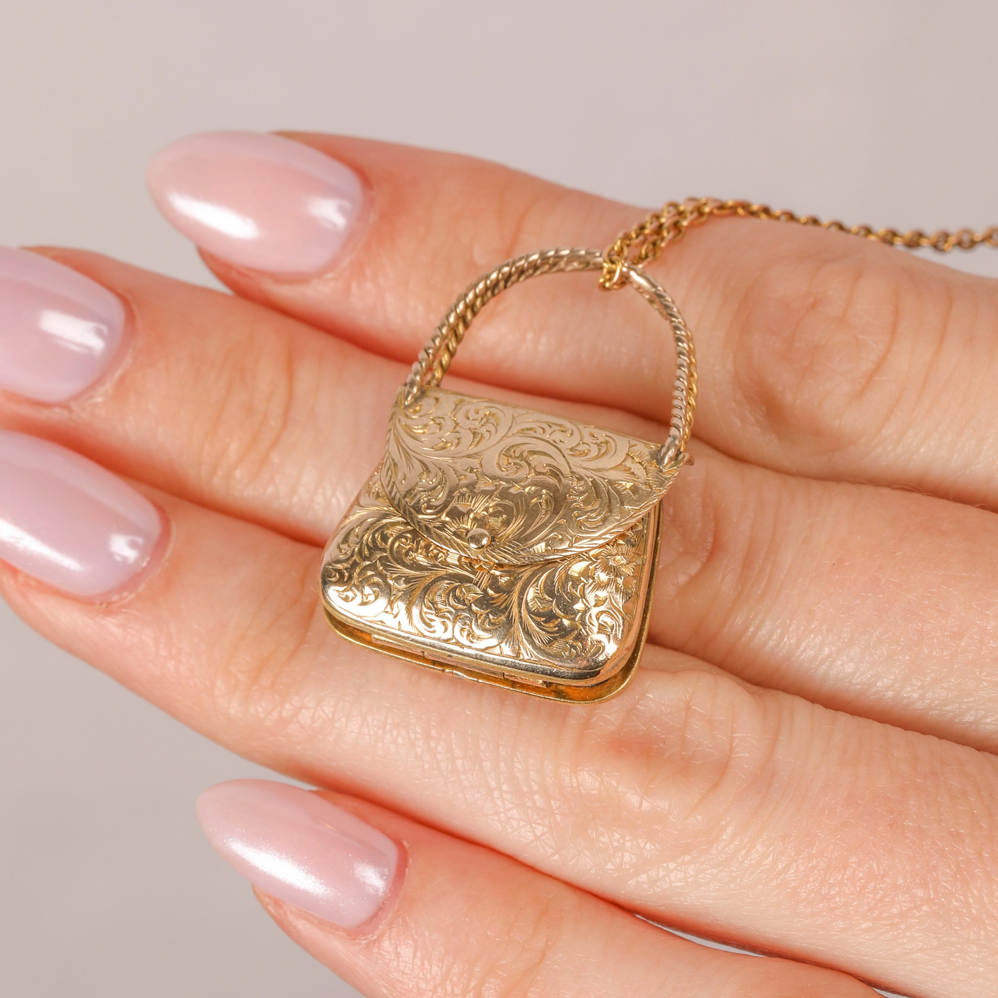 Georgian 9ct Gold Engraved Handbag Locket Pendant, c.1830