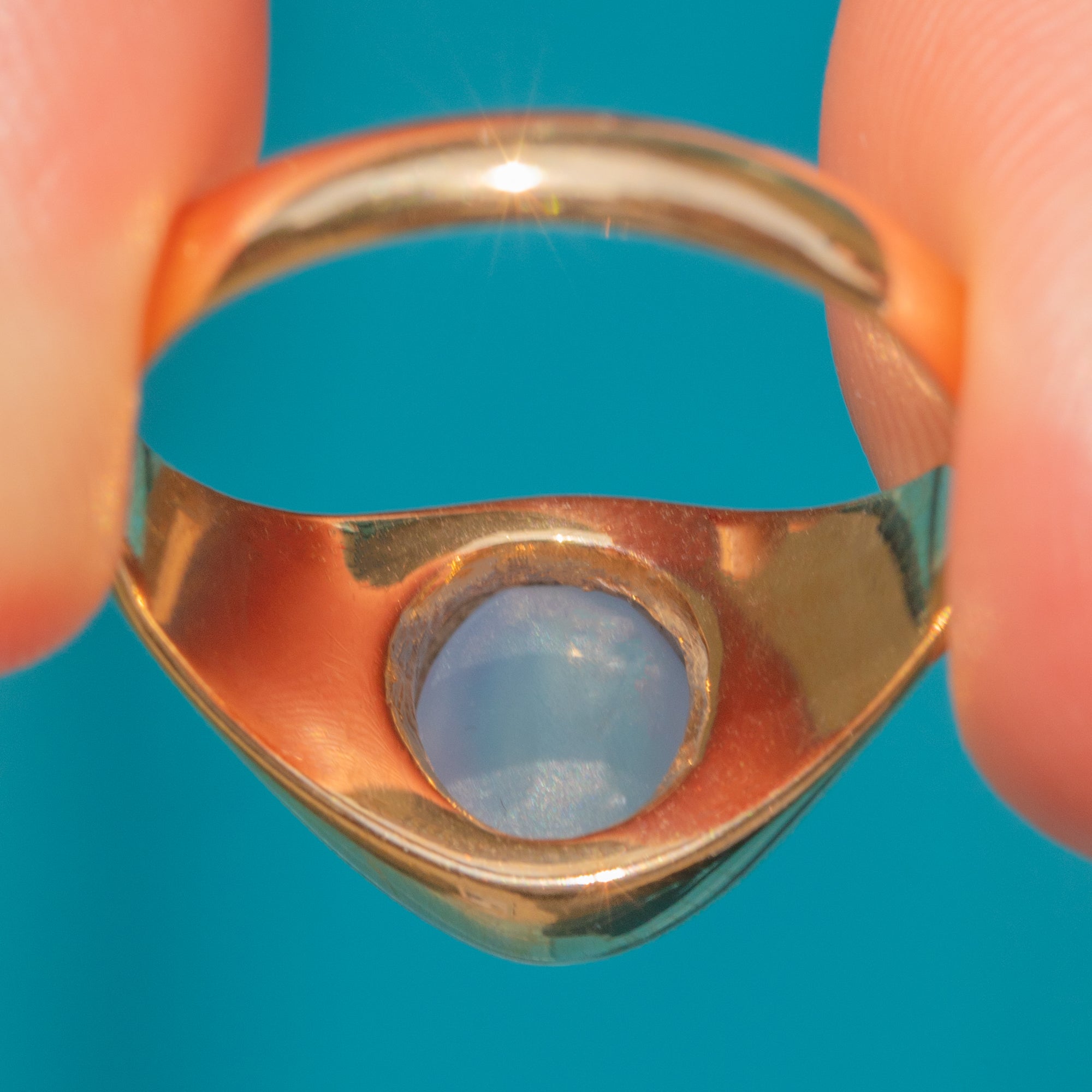 1975 Swirl Star Signet Ring main image 0