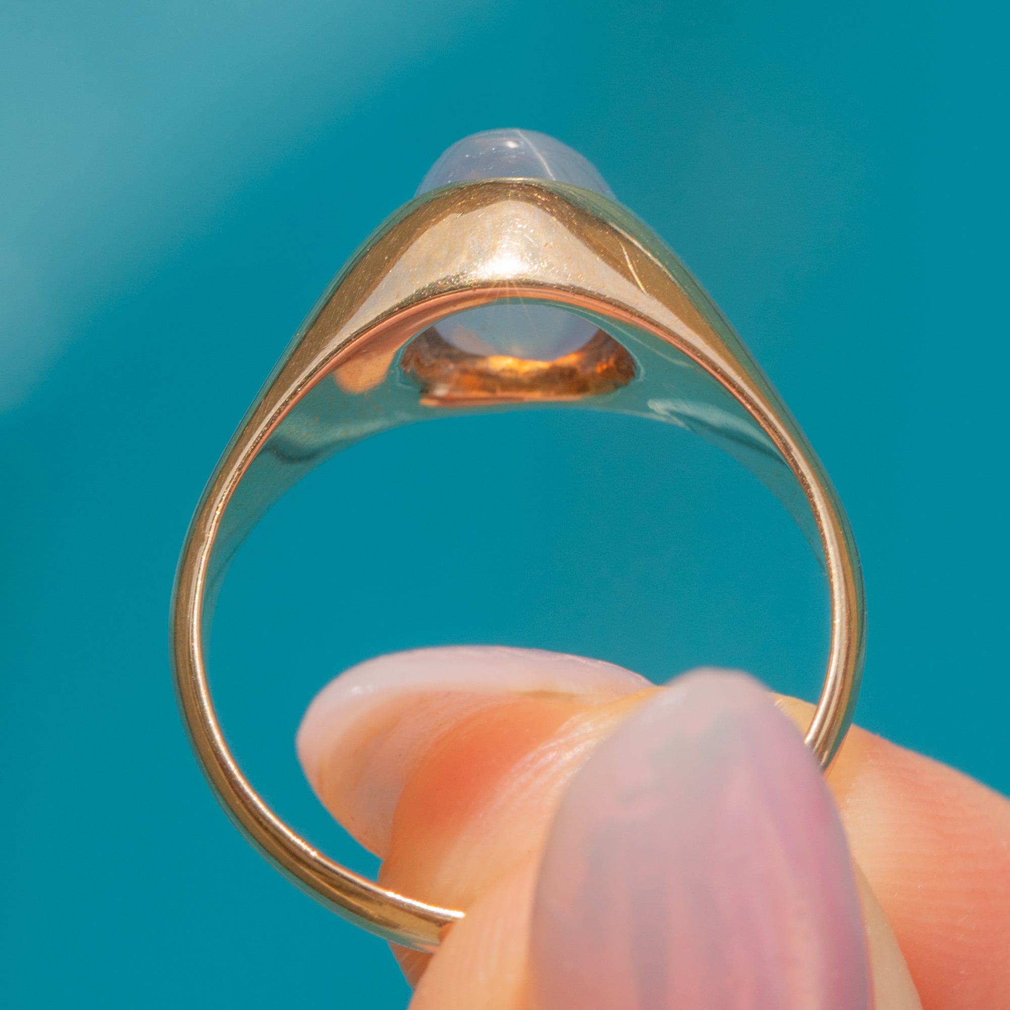 1975 Swirl Star Signet Ring main image 1