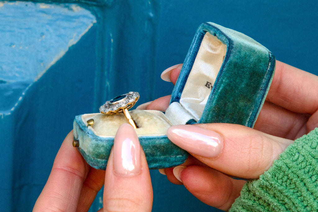 Antique 18ct Gold Natural Sapphire Rose-cut-Diamond Diamond Greek Key Motif Cluster Ring
