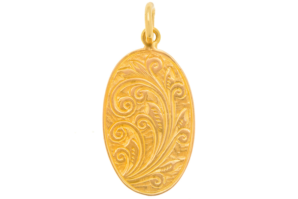 Art Deco 15ct Gold Engraved Pendant