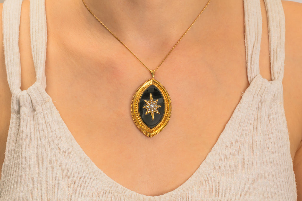 Antique 18ct Gold Starburst Pearl Onyx Etruscan Pendant