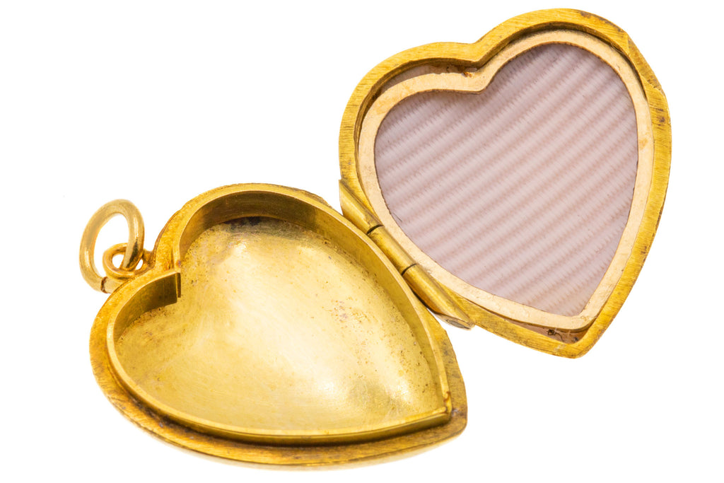 9ct Gold Engraved Heart Locket, 2.9g