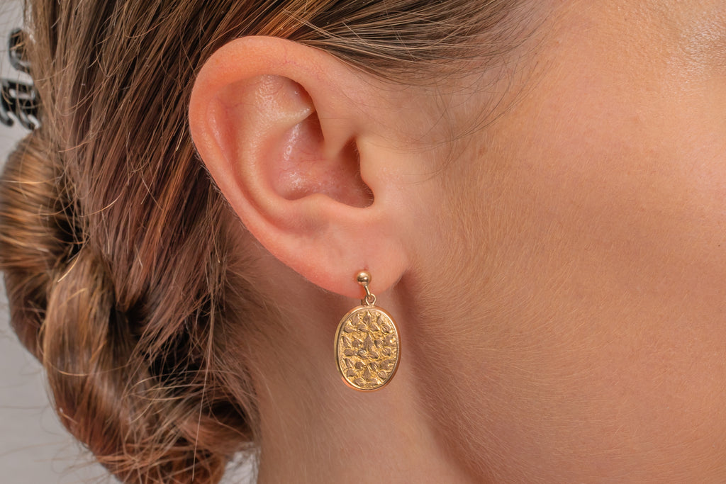 Antique 15ct Gold Engraved Ivy Leaf Earrings