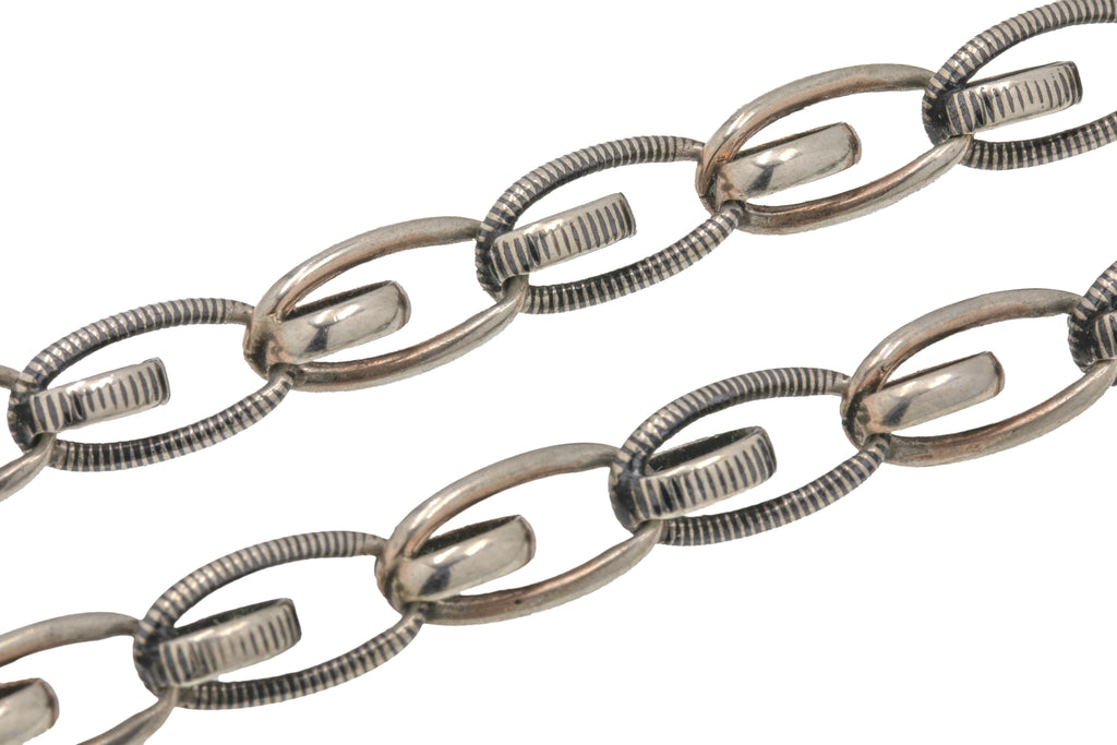 17.5" Antique Niello Chain with Antique Niello Bolt-Ring