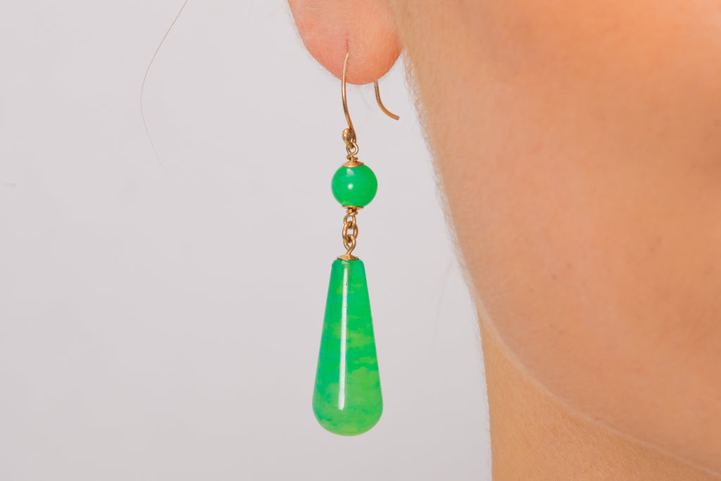 Antique 9ct Gold Green Chalcedony Drop Earrings