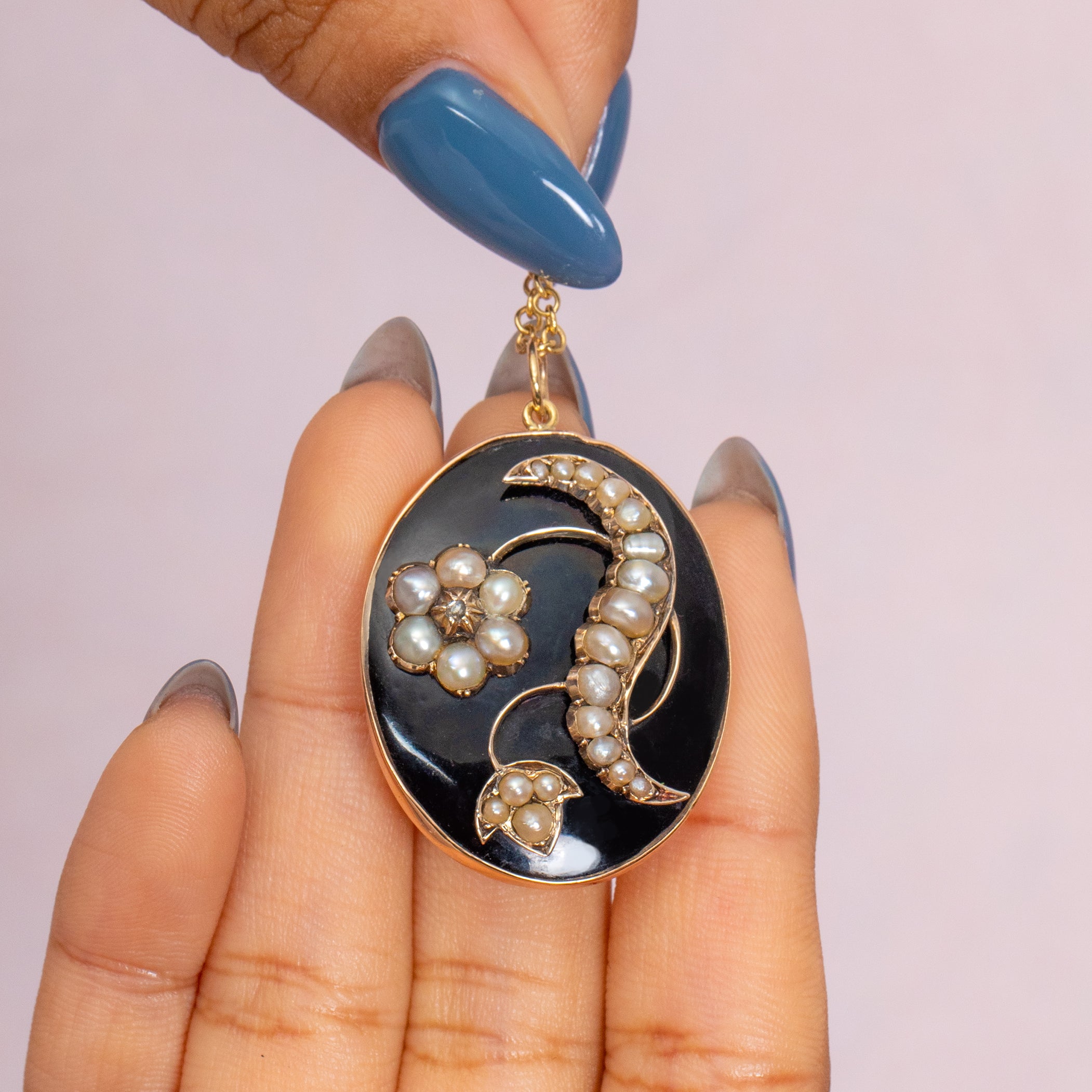 Pear Locket Antique 18ct Gold Black Enamel Pearl Locket