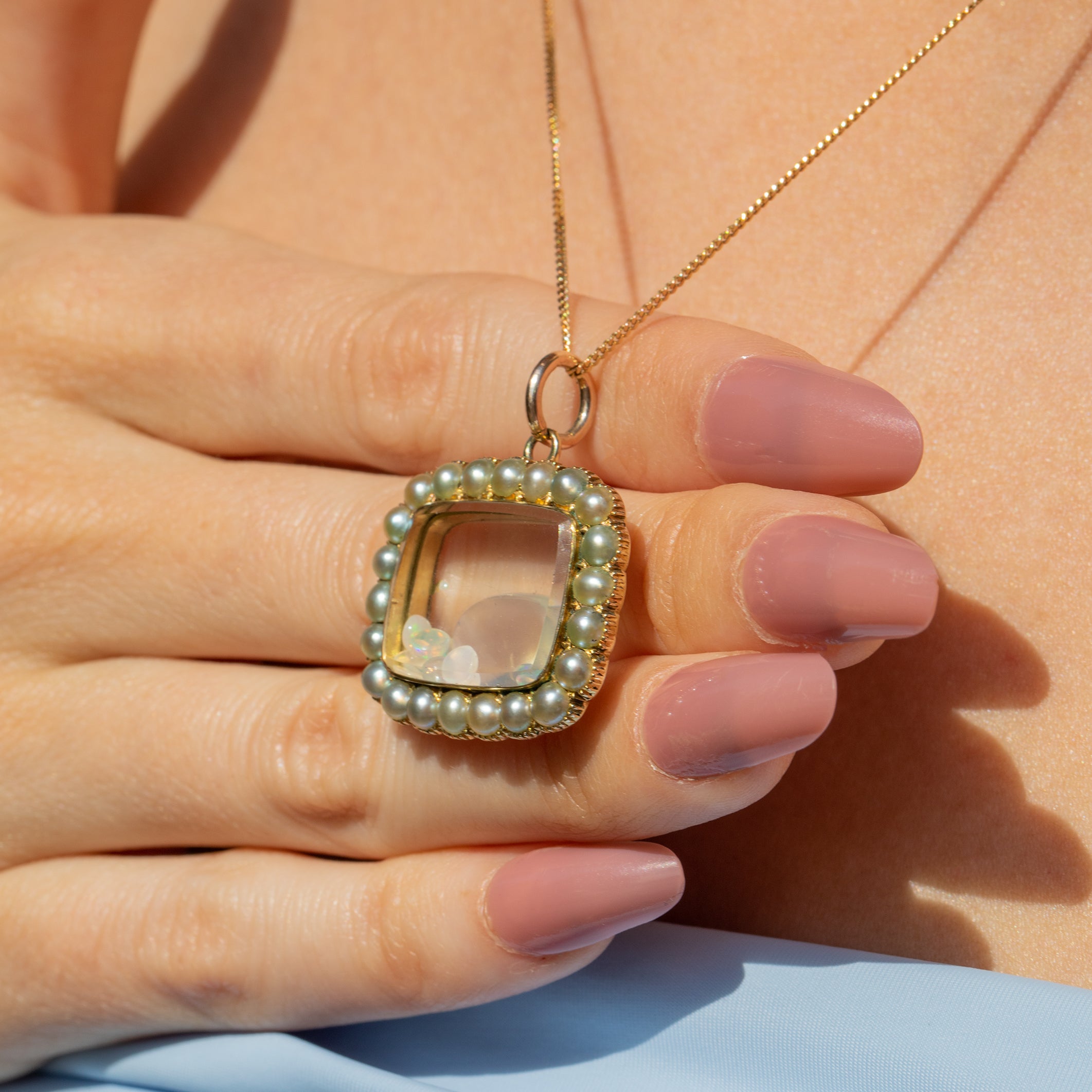 Pear Locket Georgian 15ct Gold Pearl Shaker Locket, Loose Moonstones and Opals