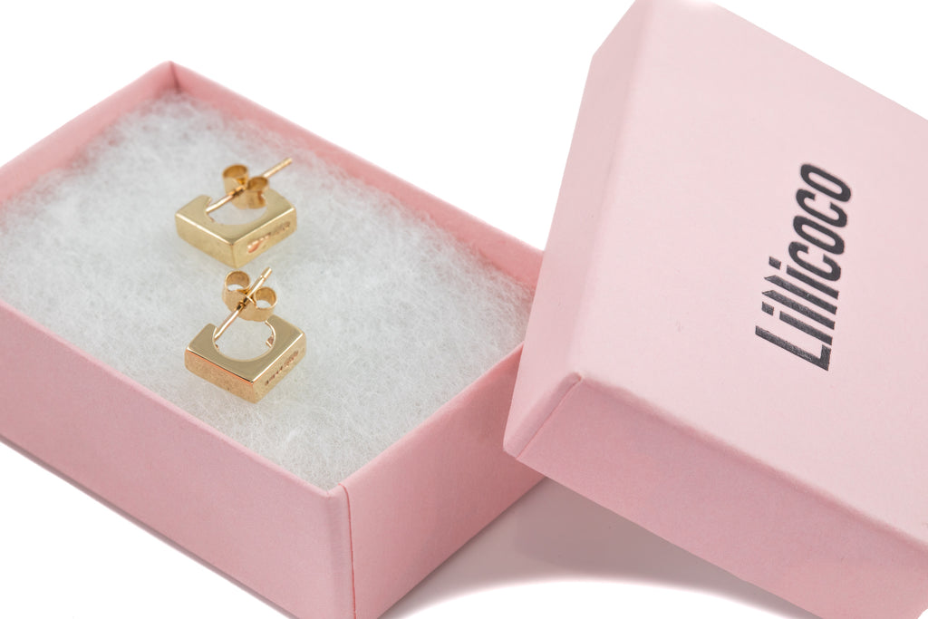 9ct Gold Chunky Square Stud Earrings