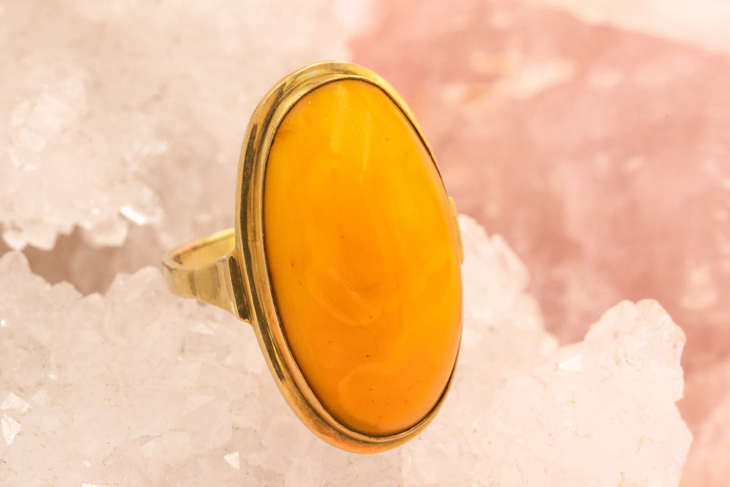 Large Amber 9ct Gold Solitaire Ring