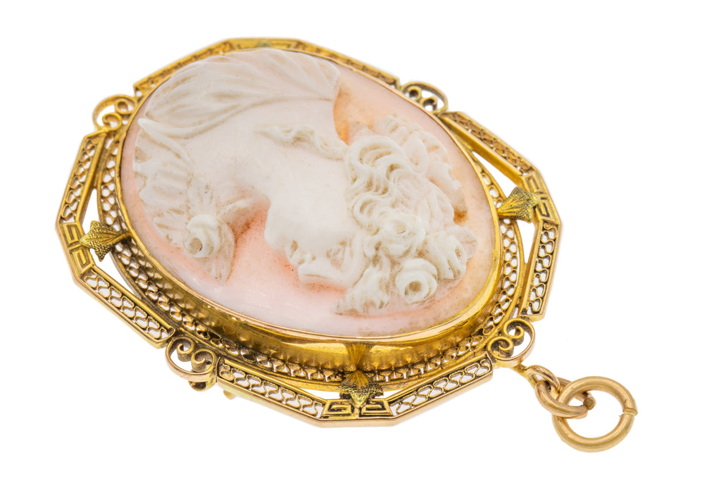 Victorian 10ct Gold "Angel's Skin" Coral Cameo Pendant Brooch
