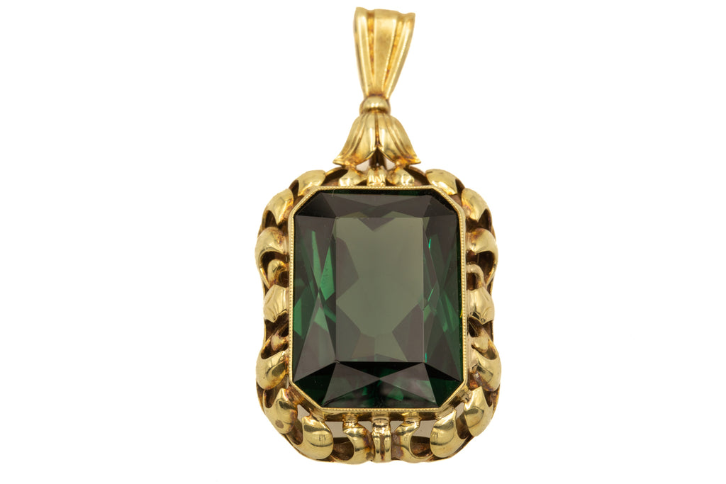 14ct Gold Spinel Pendant, 20.50ct Spinel