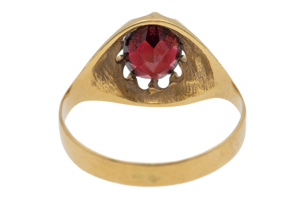 9ct Gold Garnet Solitaire Ring, 0.94ct