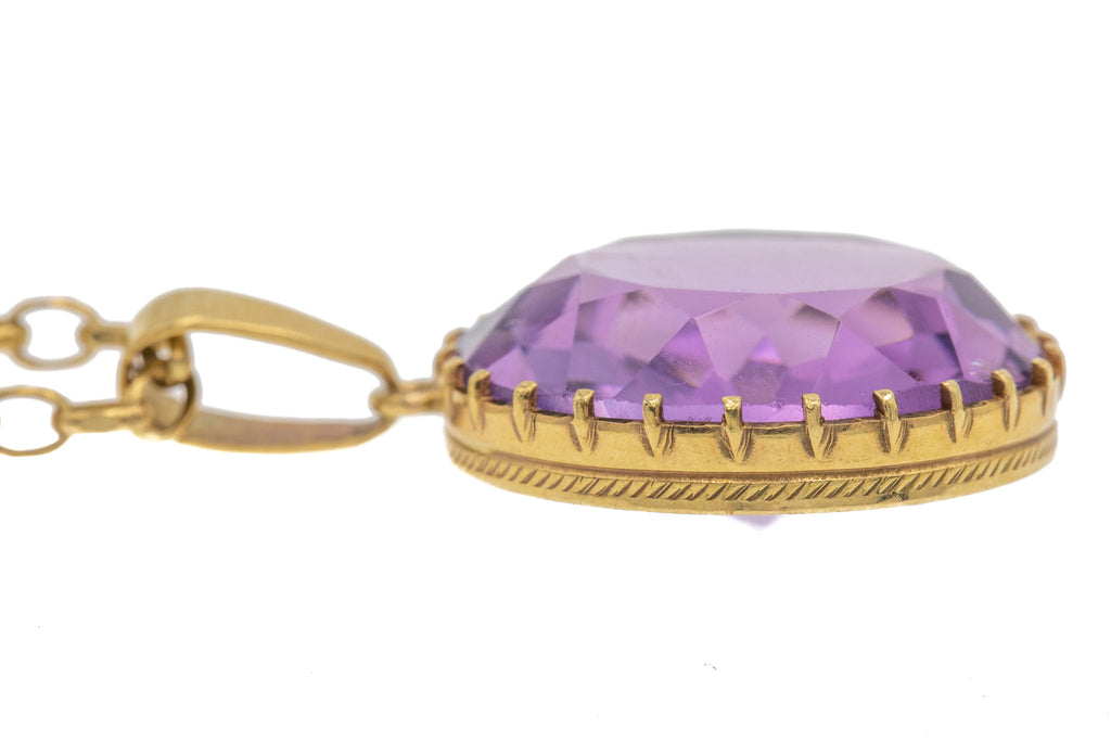 9ct Gold Amethyst Pendant, 15.00ct, with 18" Chain