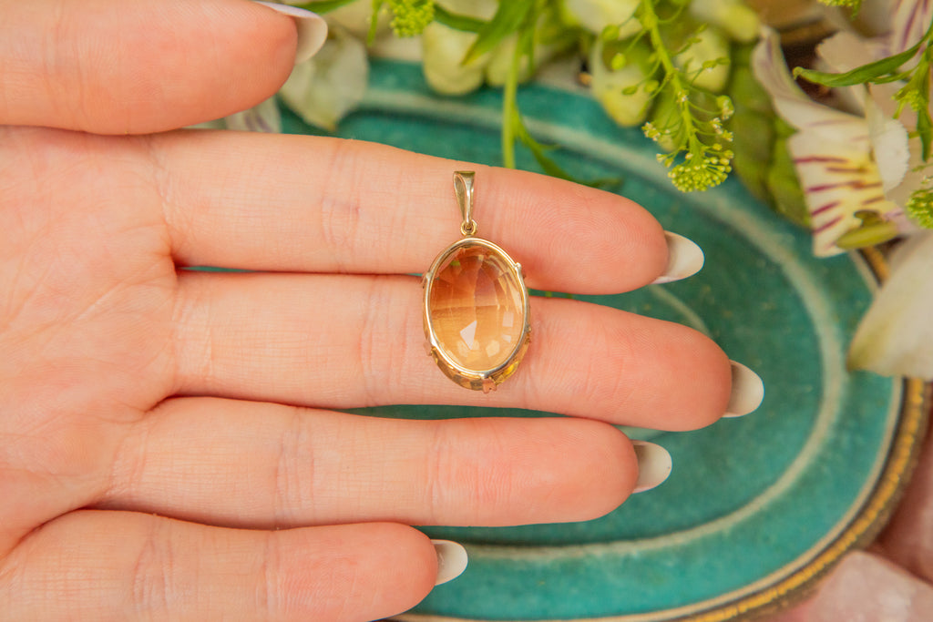 9ct Gold Large Oval Citrine Pendant, 13.15ct