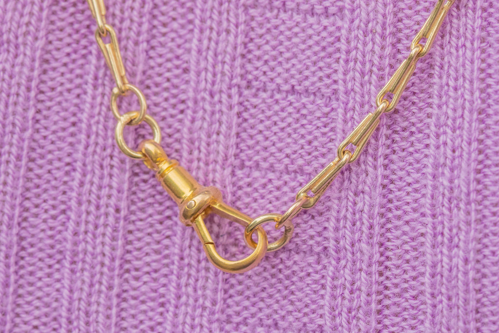 28" 9ct Gold Paperclip Link Chain With Dog Clip, 11.39g