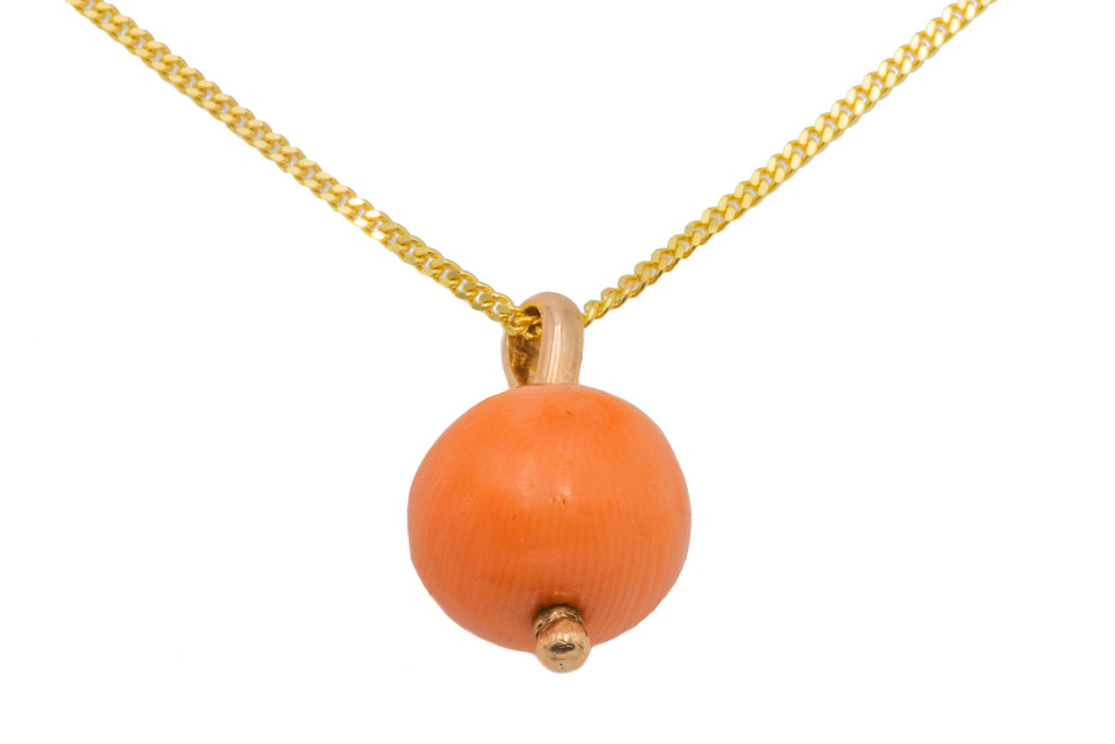 16" 9ct Gold Coral Pendant Necklace