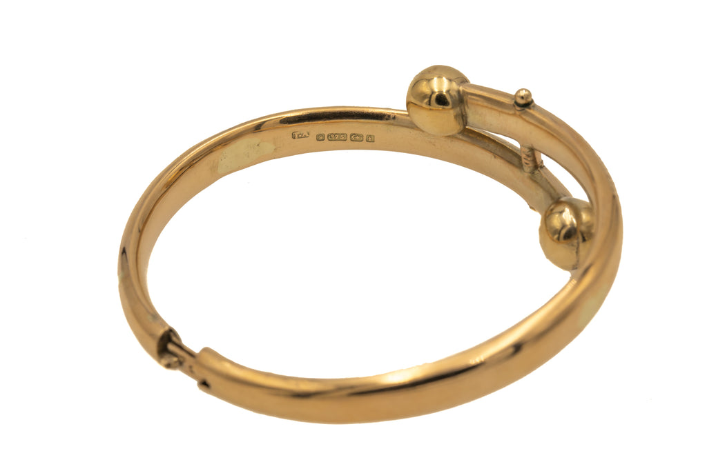 Victorian 9ct Gold Engraved Bypass Bangle