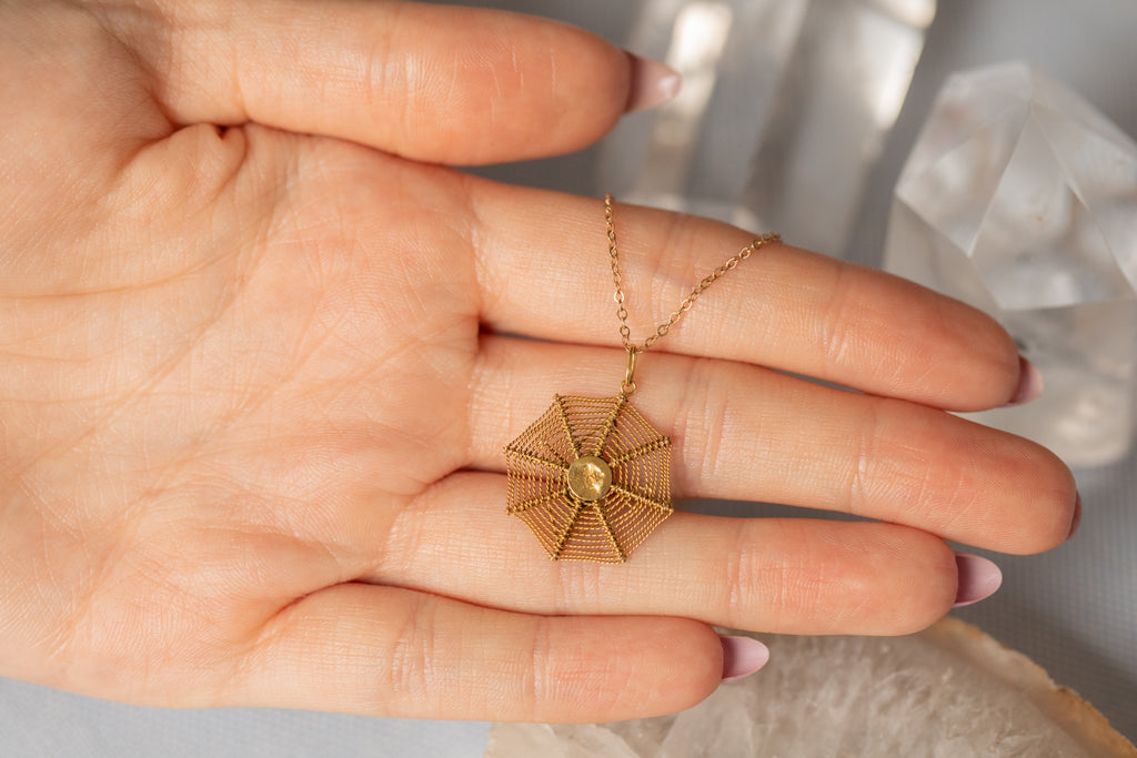 9ct Gold Spider Web Pendant, with 18.5" Chain