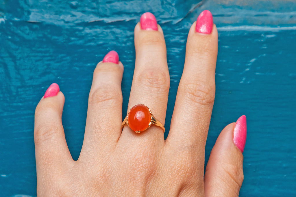 9ct Gold Carnelian Cabochon Ring