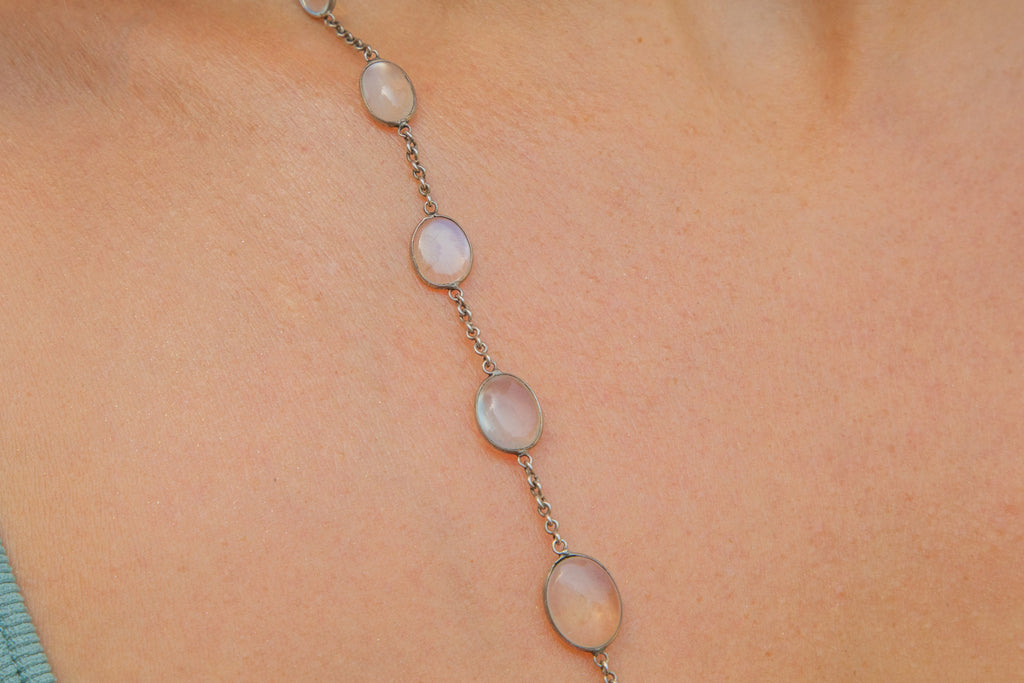 32" Edwardian Silver Moonstone Necklace, 65.00ct