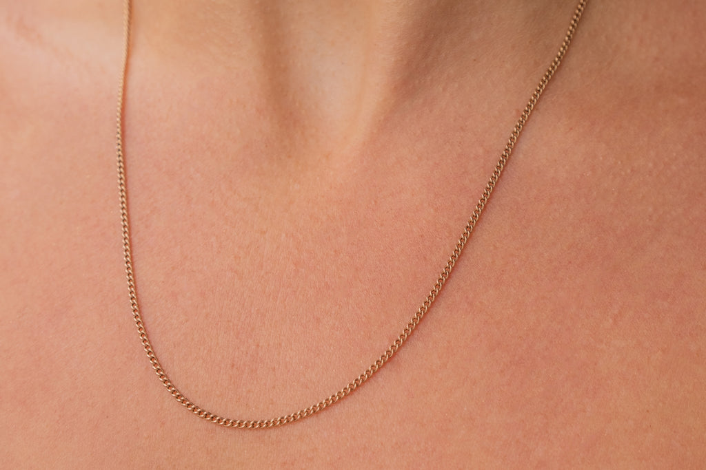 9ct Gold Curb Chain, 4.4g - Adjustable Length, 17.5" or 20"