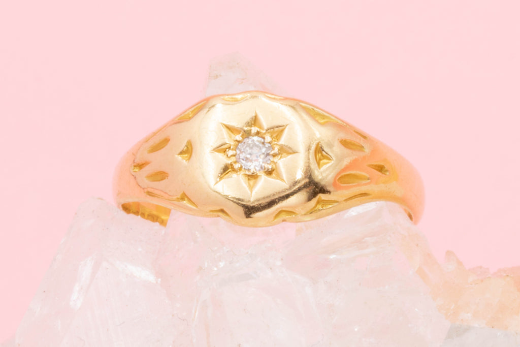 Edwardian 18ct Gold Diamond 'Gypsy' Signet Ring