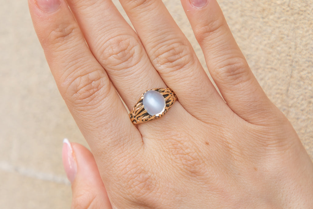 Antique 9ct Gold Moonstone Solitaire Ring, 3.00ct