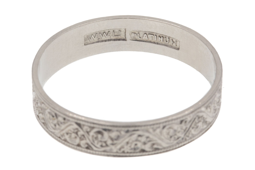 Platinum 'Acanthus' Engraved Wedding Band, 3.65g