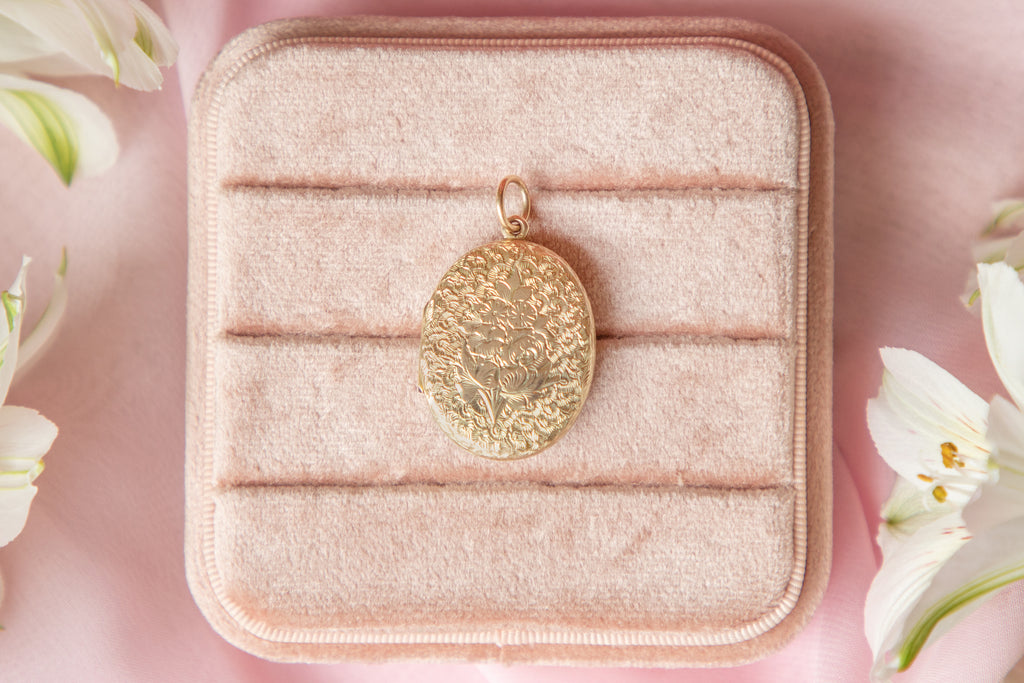 Antique 9ct Gold Engraved 'Bouquet' Oval Locket
