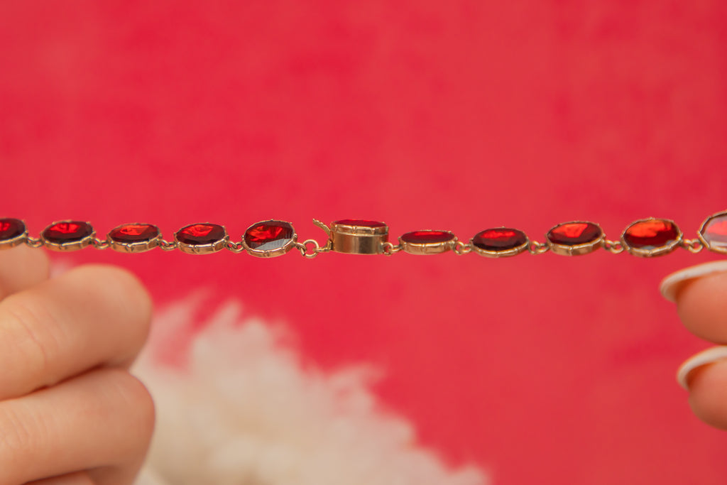 15.5” Antique Georgian Foiled Garnet Necklace, 21.55ct