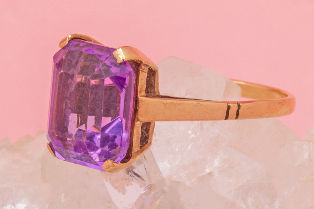 Art Deco 9ct Gold Amethyst Cocktail Ring, 3.93ct
