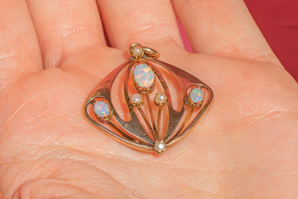 Art Nouveau 9ct Gold Opal Pearl Pendant