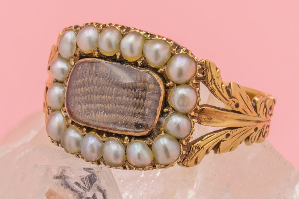 Georgian 15ct Gold Pearl Mourning Ring, c.1800