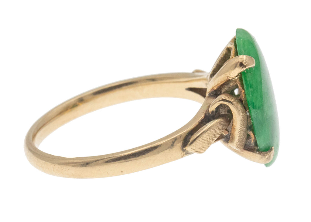 14ct Gold Jade Ring - Fancy Scrolled Shoulder Detail