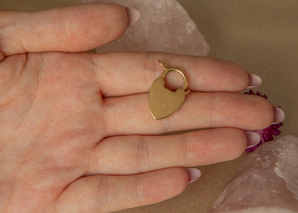 Antique 18ct Gold Heart Padlock Pendant