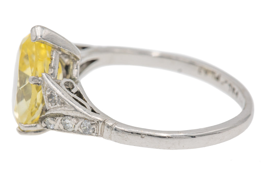 Art Deco Pear-Shaped Yellow Sapphire Diamond Ring - 18ct & Plat