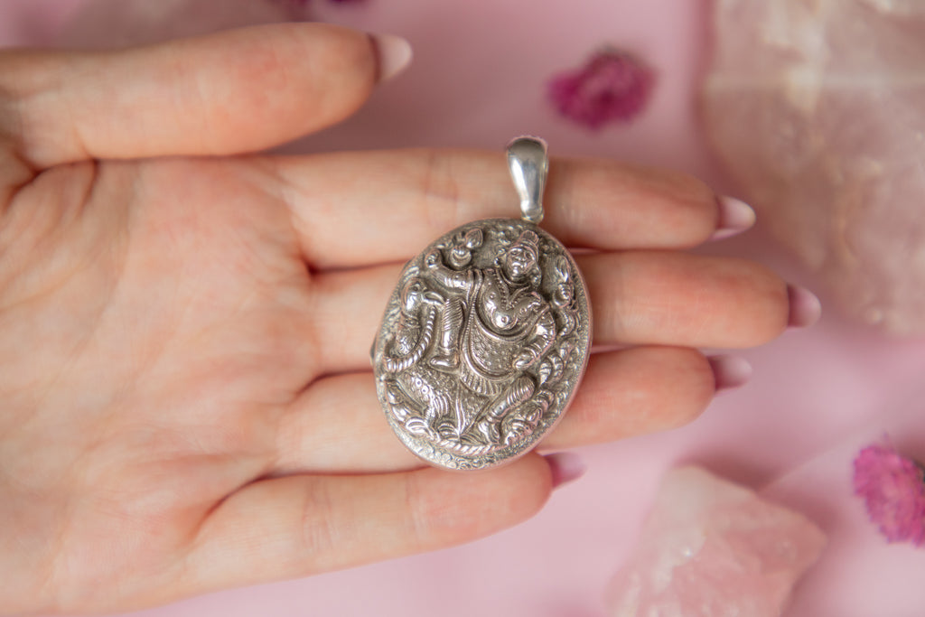 Victorian Anglo-Indian Sterling Silver Repousse Locket, 16.7g